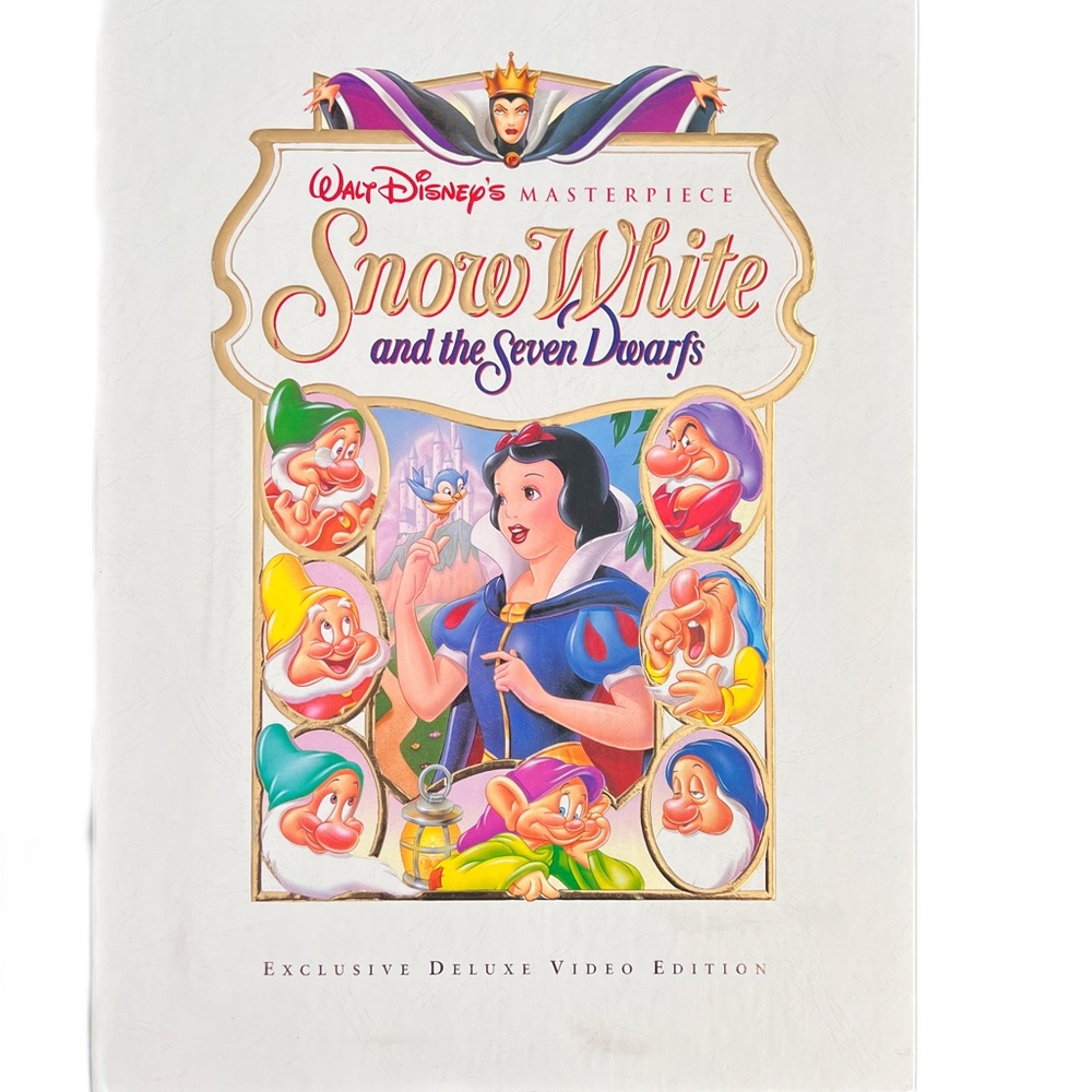Snow White and the Seven Dwarfs Exclusive Deluxe Video Edition Collectors Item